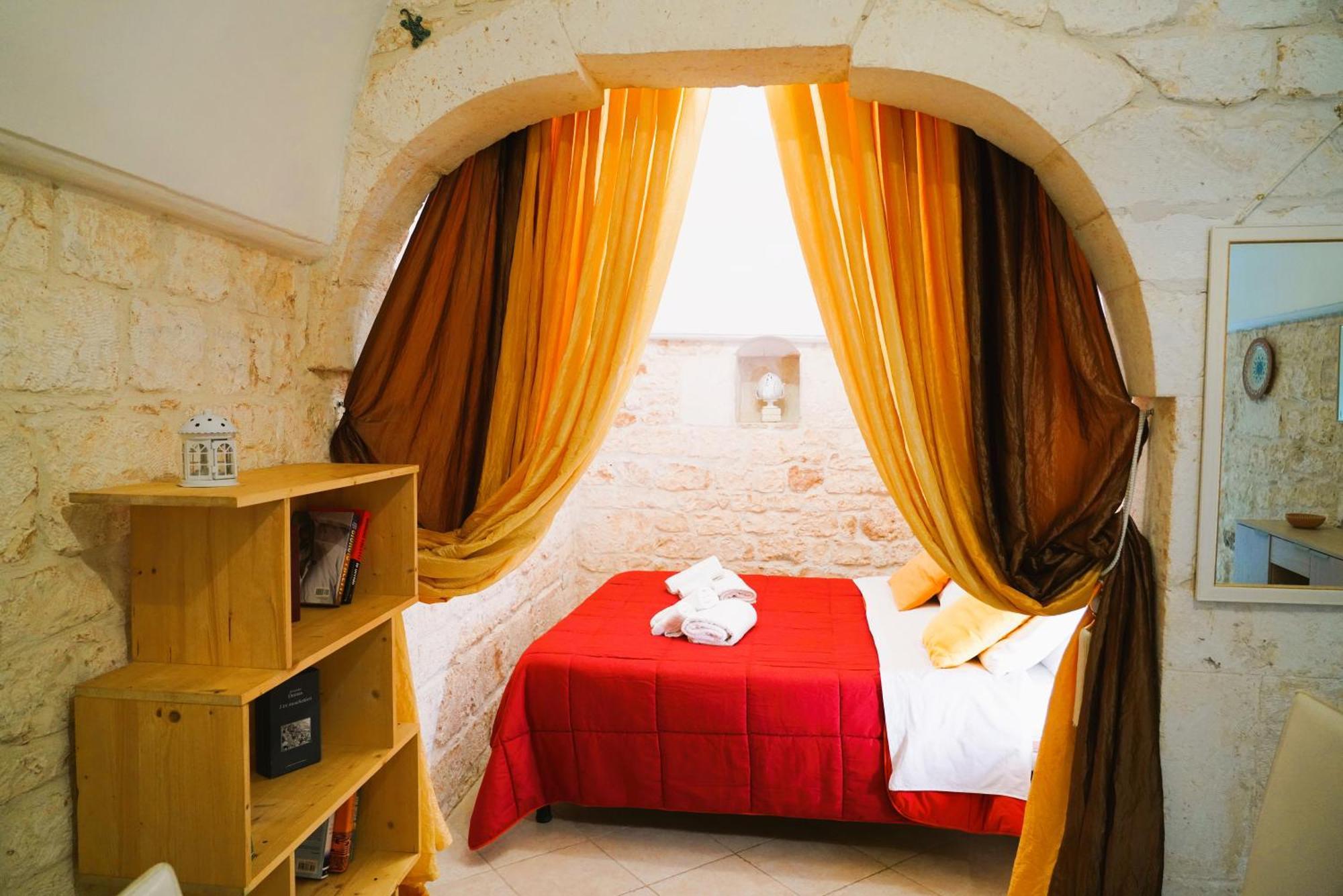 Вилла Casa Lythos - Confort Nel Cuore Di Остуни Экстерьер фото