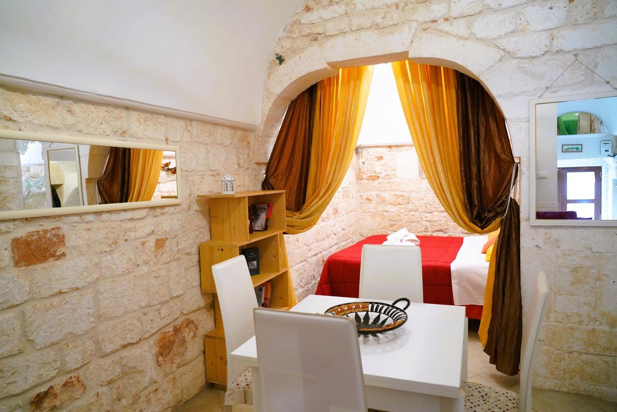 Вилла Casa Lythos - Confort Nel Cuore Di Остуни Экстерьер фото