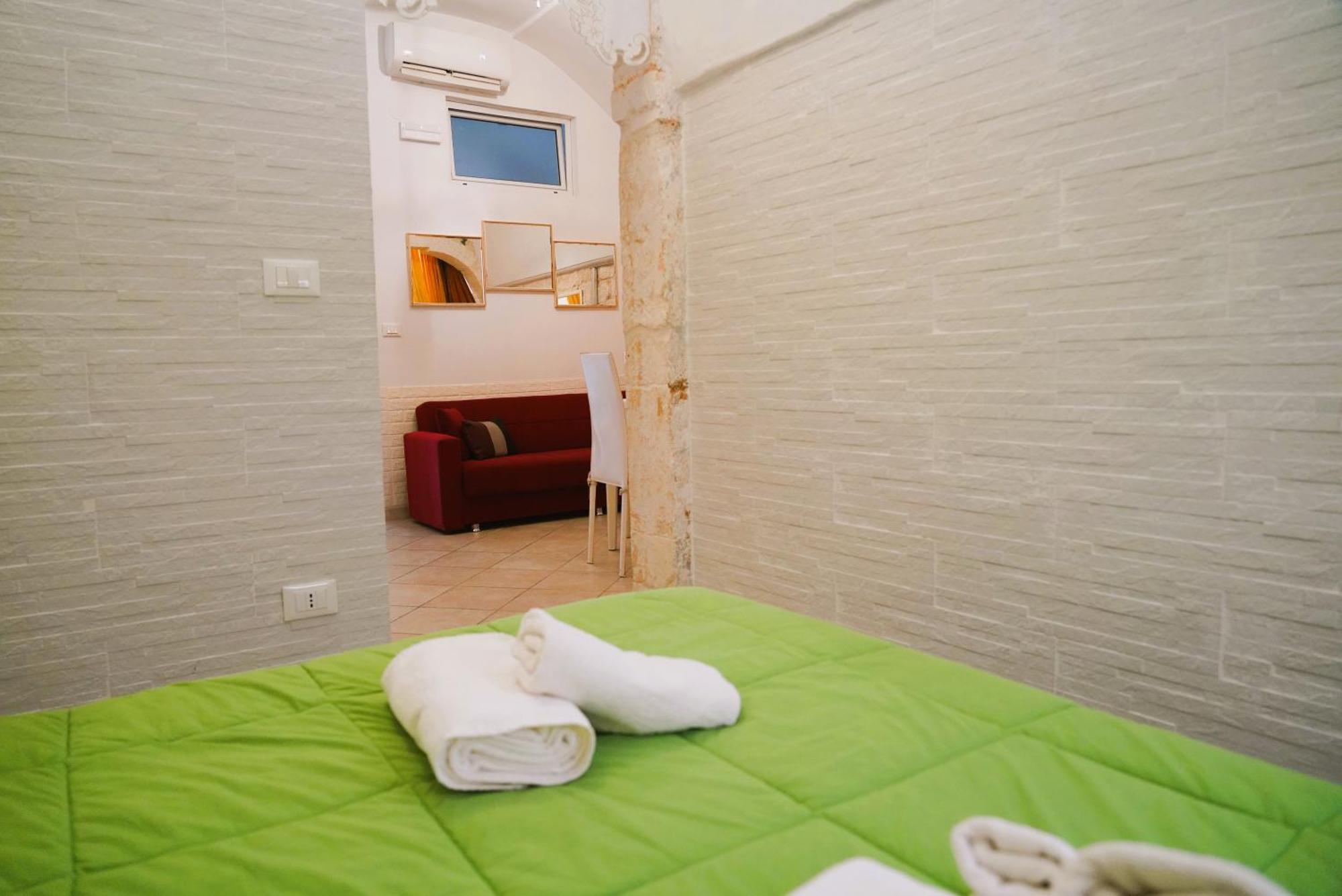 Вилла Casa Lythos - Confort Nel Cuore Di Остуни Экстерьер фото