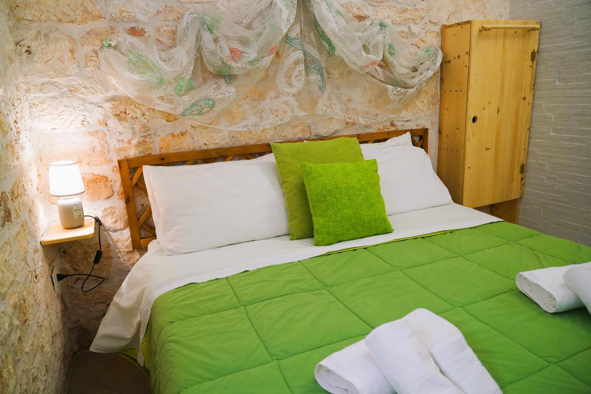 Вилла Casa Lythos - Confort Nel Cuore Di Остуни Экстерьер фото