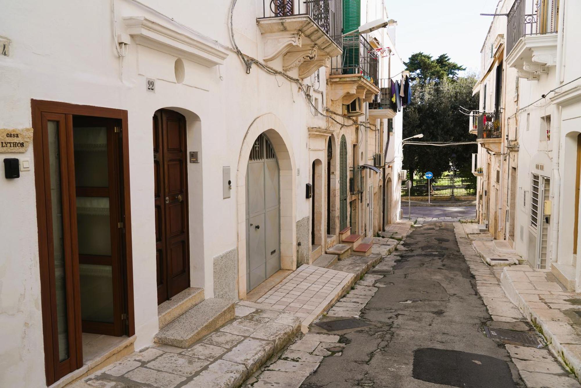 Вилла Casa Lythos - Confort Nel Cuore Di Остуни Экстерьер фото